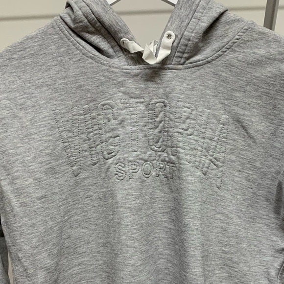 VS Sport Cropped Hoodie - Picture 4 of 7